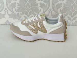 B&W Sneakers Beige