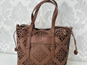 DON ALGODÓN Bolso Mano Calado Marrón
