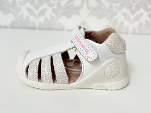 BIOMECANICS Sandalia Blanca