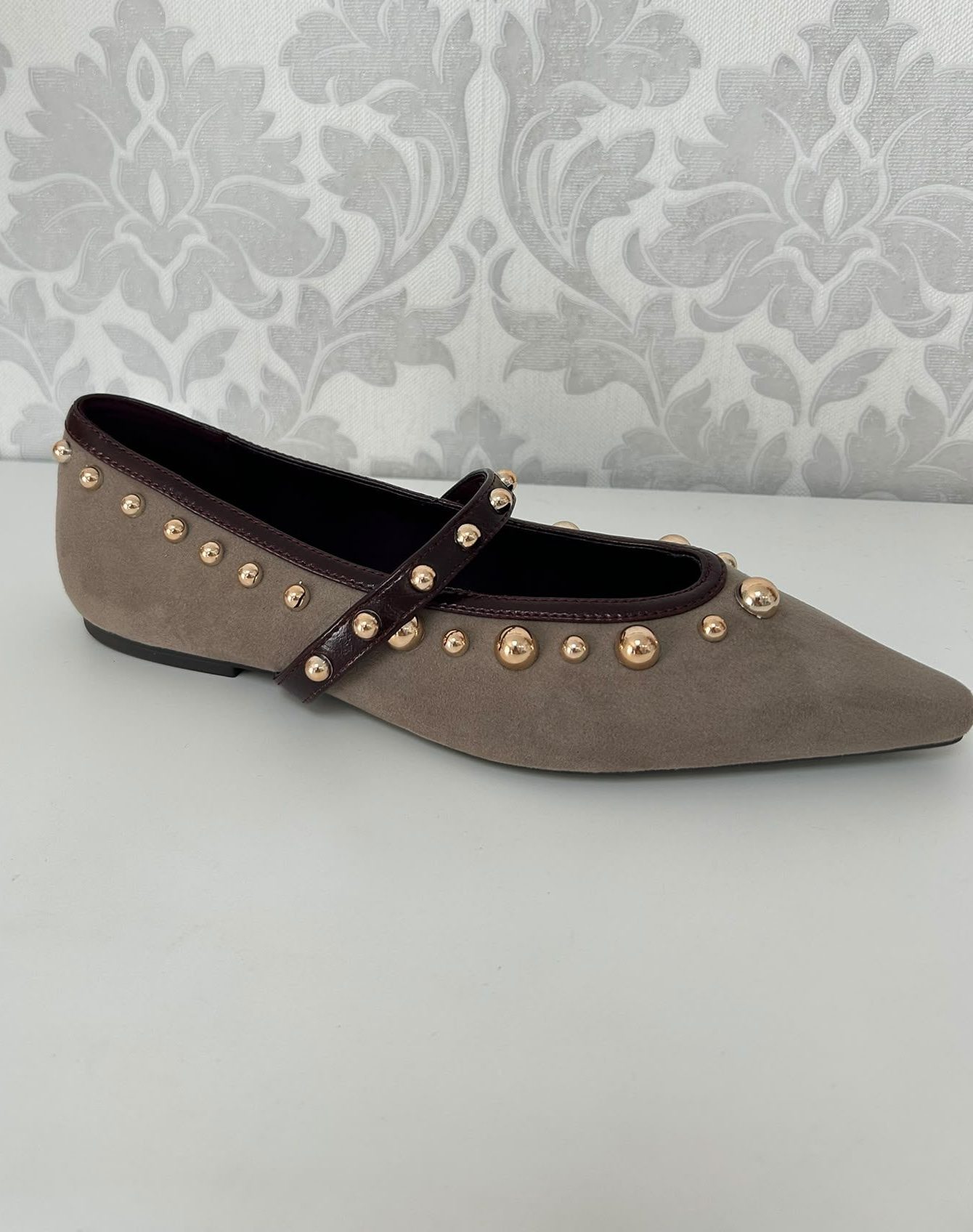 ISTERIA Bailarina Taupe Tachas